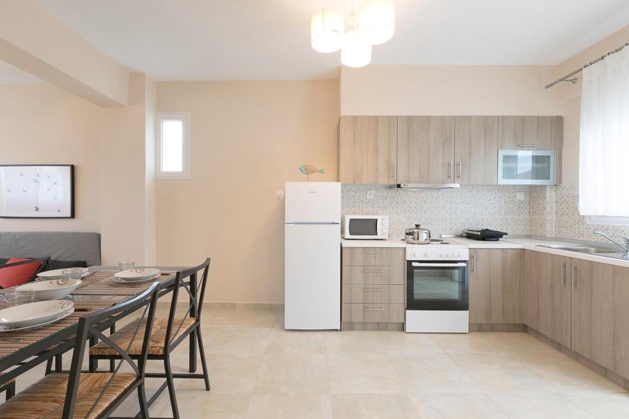 Palm Tree Apartments #Feelslikehome Ormos Panagias Bagian luar foto
